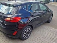 Gebraucht Ford Fiesta Titanium 125 PS (91 kW) 2024 Obsidianschwarz metallic Kleinwagen