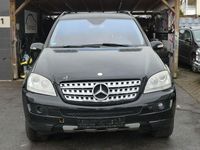 Gebraucht Mercedes ML280 190 PS (139 kW) 2006 Schwarz SUV