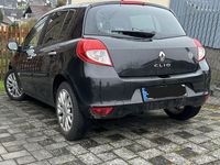 Gebraucht Renault Clio III 75 PS (55 kW) 2009 Schwarz Kleinwagen