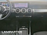 Gebraucht Mercedes GLB200 Night 150 PS (110 kW) 2024 Weiß SUV