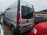 Gebraucht Opel Vivaro 114 PS (83 kW) 2007 Silber Van / Kleinbus
