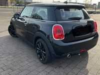 Second-hand Mini Cooper 136 CP (100 kW) 2018 Negru Hatchback