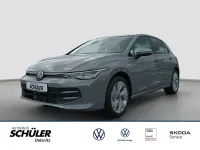 Gebraucht VW Golf VIII Life 116 PS (85 kW) 2024 Grau (mondsteingrau uni) Limousine