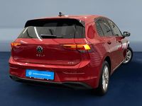 Gebraucht VW Golf VIII Life 110 PS (80 kW) 2023 Kings red metallic Limousine