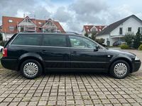 Gebraucht VW Passat 131 PS (96 kW) 2002 Schwarz Kombi