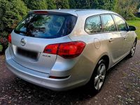 Gebraucht Opel Astra 100 PS (73 kW) 2011 Silber Kombi