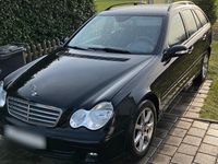 Second-hand Mercedes C180 143 CP (105 kW) 2006 Negru Break