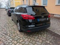Usata Ford Focus 120 CV (88 kW) 2017 Nero Station wagon