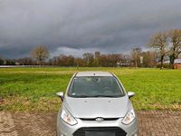 Gebraucht Ford B-MAX 105 PS (77 kW) 2015 Silber Van / Kleinbus