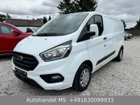 Gebraucht Ford 300 Trend 131 PS (96 kW) 2020 Weiß Van / Kleinbus