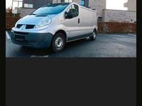 Gebraucht Renault Trafic 95 PS (69 kW) 2010 Silber Van / Kleinbus