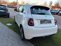 Gebraucht Fiat 500e Icon 86 kW (118 PS) 2022 Weiß Limousine