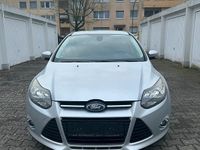 Gebraucht Ford Focus 116 PS (85 kW) 2013 Silber Kleinwagen