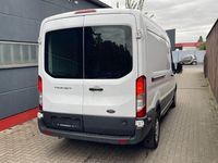 Gebraucht Ford Transit Trend 170 PS (125 kW) 2018 Weiß Limousine