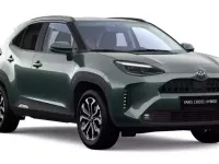 Neu Toyota Yaris Cross 131 PS (96 kW) 2026 Everest green metallic SUV