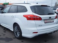 Gebraucht Ford Focus ST-Line 140 PS (102 kW) 2018 Weiß Kombi