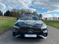 Gebraucht Mercedes A180 AMG line 136 PS (100 kW) 2024 Schwarz Kleinwagen