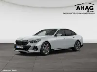 Neu BMW 540 Performance 303 PS (222 kW) 2026 M brooklyn grau Limousine