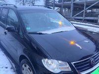 Gebraucht VW Touran 105 PS (77 kW) 2008 Schwarz Van / Kleinbus