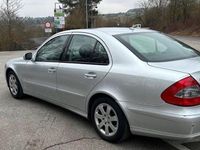 Gebraucht Mercedes E200 Classic 136 PS (100 kW) 2008 Silber Limousine