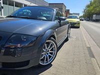 Gebraucht Audi TT Roadster Sport 163 PS (119 kW) 2006 Dolomitgrau Cabrio