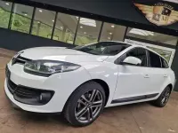 Gebraucht Renault Mégane Authentique 110 PS (80 kW) 2014 Weiß Limousine