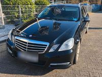 Gebraucht Mercedes E220 170 PS (125 kW) 2011 Schwarz Kombi