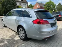 Gebraucht Opel Insignia Sport 160 PS (117 kW) 2010 Silber Kombi