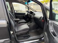 Gebraucht Opel Zafira 125 PS (91 kW) 2002 Schwarz Van / Kleinbus