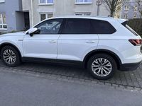 Gebraucht VW Touareg 231 PS (169 kW) 2020 Weiß SUV