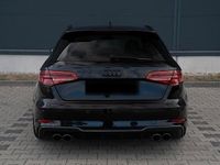 Używany Audi S3 310 KM (228 kW) 2018 Czarny Kombi