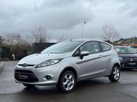Gebraucht Ford Fiesta 82 PS (60 kW) 2009 Silber Kleinwagen