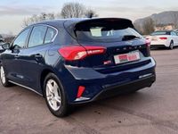 gebraucht Ford Focus 1,0 Ecoboost Cool & Connect LED+Kamera