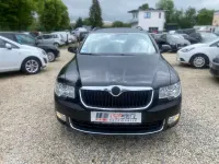 Gebraucht Skoda Superb Ambition 140 PS (102 kW) 2012 Schwarz Kombi