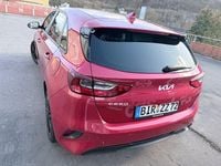 Usado Kia Ceed Vision 101 CV (74 kW) 2022 Rojo Utilitario