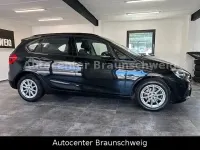 Gebraucht BMW 216 Active Tourer Advantage 116 PS (85 kW) 2017 Schwarz Van / Kleinbus