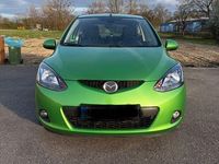 Gebraucht Mazda 2 Inclusive 86 PS (63 kW) 2009 Grün Kleinwagen