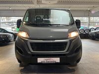 Gebraucht Peugeot Boxer 131 PS (96 kW) 2019 Grau Van