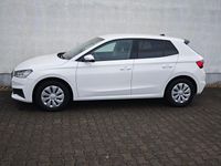 Gebraucht Skoda Fabia Ambition 95 PS (69 kW) 2022 Weiß Limousine