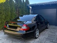 Gebraucht Mercedes E350 Avantgarde 272 PS (200 kW) 2006 Schwarz Limousine