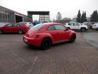 Gebraucht VW Beetle Basis 105 PS (77 kW) 2012 Tornadorot Kleinwagen