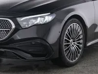 Gebraucht Mercedes E220 Advanced 197 PS (144 kW) 2025 Schwarz Limousine