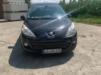 Gebraucht Peugeot 207 95 PS (69 kW) 2010 Schwarz Limousine