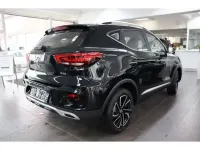 Neu MG ZS Luxury 106 PS (77 kW) 2025 Pebble black Limousine