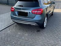 Gebraucht Mercedes GLA220 170 PS (125 kW) 2014 Blau SUV