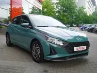 Neu Hyundai i20 79 PS (58 kW) 2025 Grün Kleinwagen