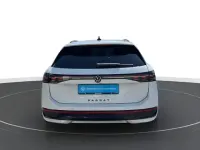 Gebraucht VW Passat R-line 150 PS (110 kW) 2025 Weiß Kombi