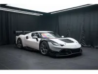 Gebraucht Ferrari 296 700 PS (514 kW) 2024 Bianco avus Coupé
