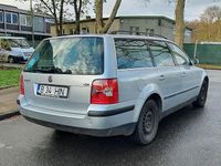 Gebraucht VW Passat 2002 Grau Kleinwagen