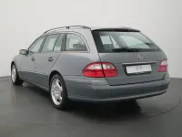 Gebraucht Mercedes E200 163 PS (119 kW) 2004 Grau Limousine